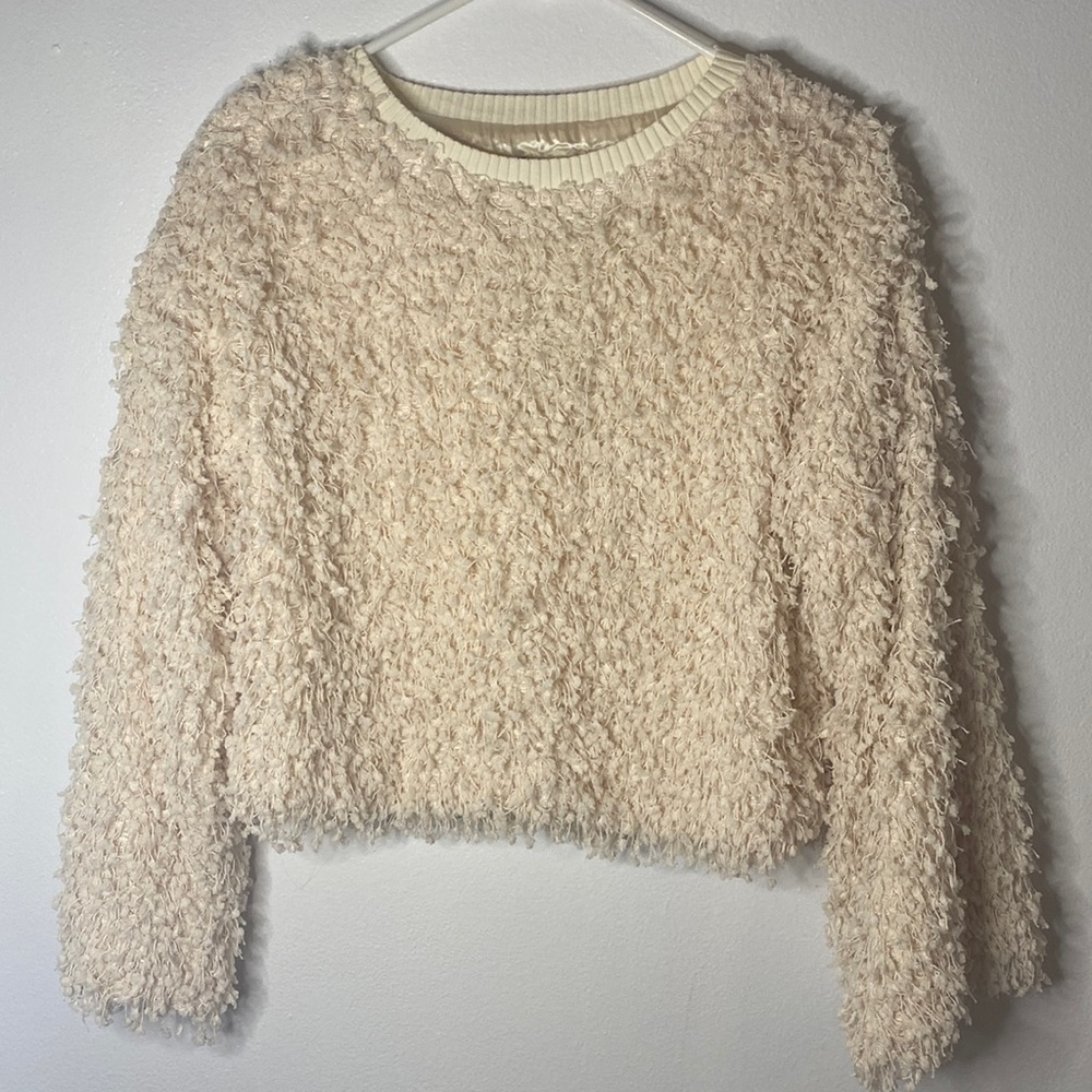 Fade cream shag sweater wide sleeve cropped size medium new with tags adorable